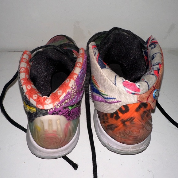 NIKE Kybrid S2 Pineapple Youth Size 5c Youth Kyrie Irving Basketball Shoes - Picture 7 of 10